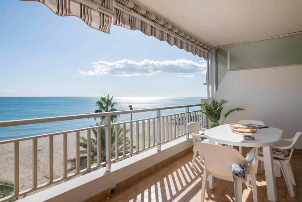 フエンヒロラFamily Aguamarina Front The Sea Free Parkingアパートメント エクステリア 写真